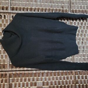 Tahari Cashmere Elegant Black Turtleneck Sweater